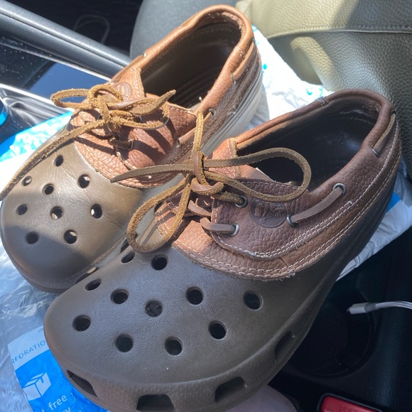 CROCS Shoes - CROCS Islander *RARE!*